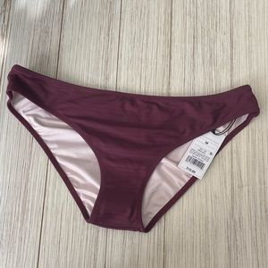 Shade and Shore size medium | medium coverage hipster